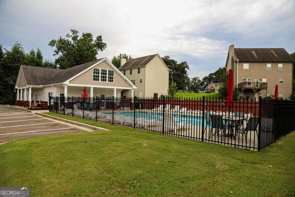 136 Wisteria DR Winder, GA 30680