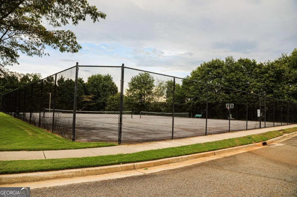136 Wisteria DR Winder, GA 30680