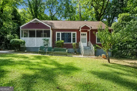 488 SW Pomona CIR SW