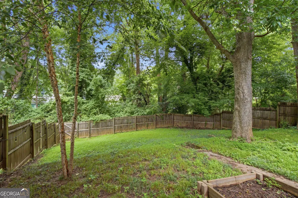 1669 Emerald AVE SW Atlanta, GA 30310