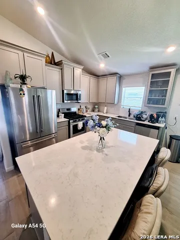 226 EAGLEVILLE DR Alvin, TX 77511