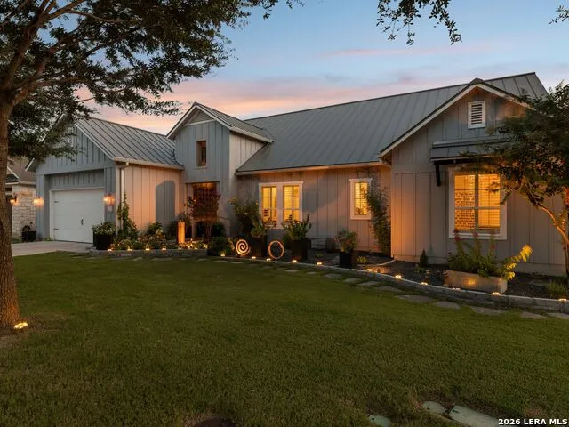 137 Sowing Oak Dr San Marcos, TX 78666