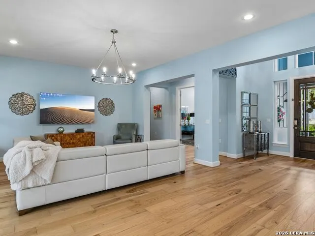 137 Sowing Oak Dr San Marcos, TX 78666