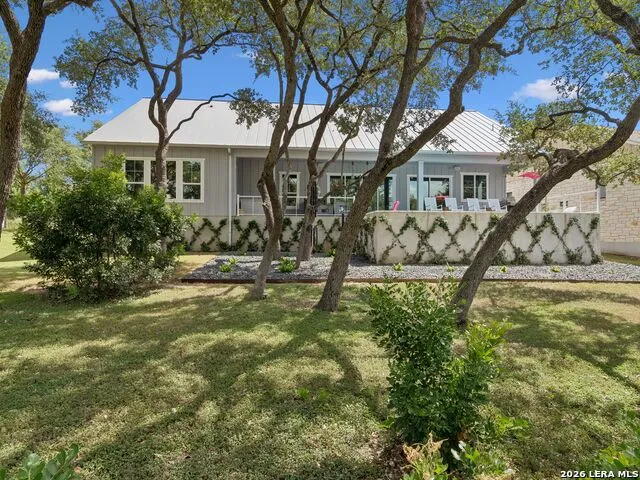 137 Sowing Oak Dr San Marcos, TX 78666