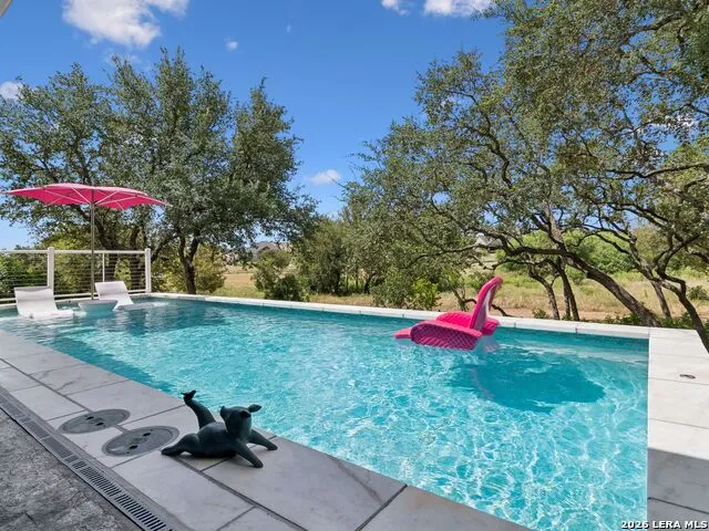 137 Sowing Oak Dr San Marcos, TX 78666