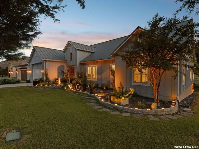 137 Sowing Oak Dr San Marcos, TX 78666