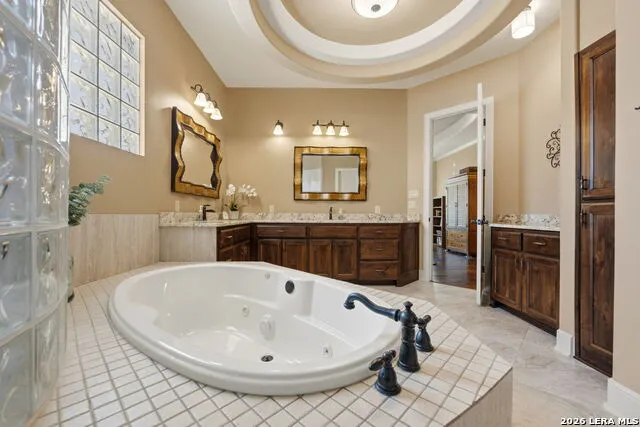 315 Candelaria Helotes, TX 78023