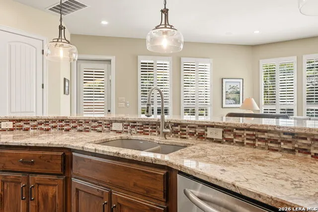 315 Candelaria Helotes, TX 78023