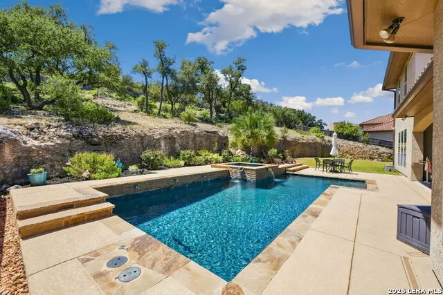 315 Candelaria Helotes, TX 78023