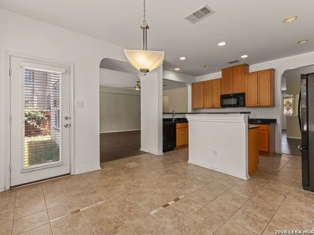 1100 RENAISSANCE TRL Round Rock, TX 78665
