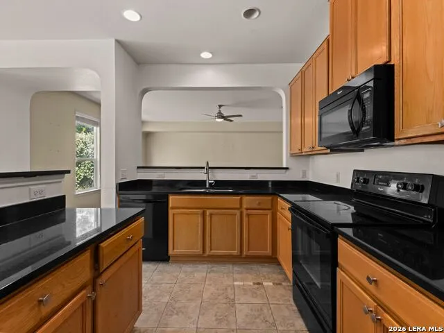 1100 RENAISSANCE TRL Round Rock, TX 78665