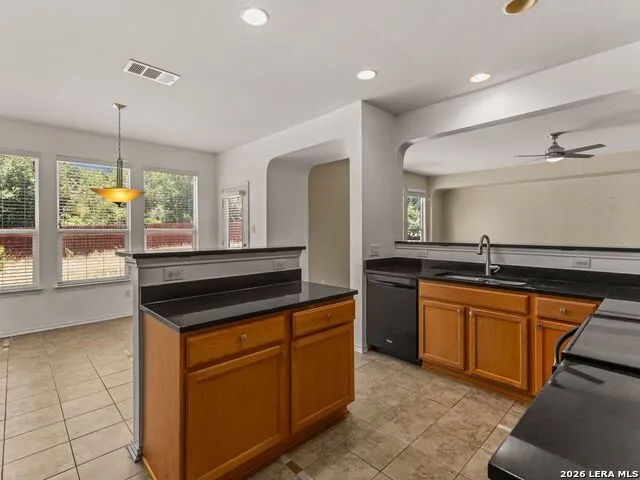 1100 RENAISSANCE TRL Round Rock, TX 78665