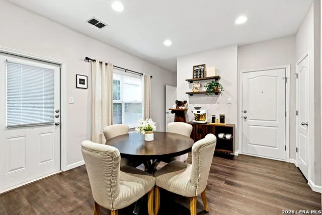 5511 Justin CV San Antonio, TX 78240