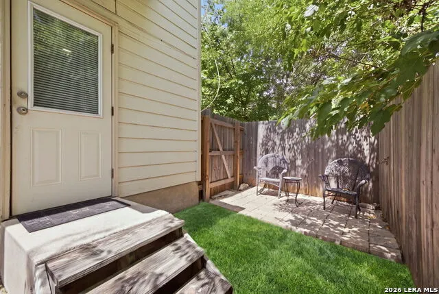 5511 Justin CV San Antonio, TX 78240