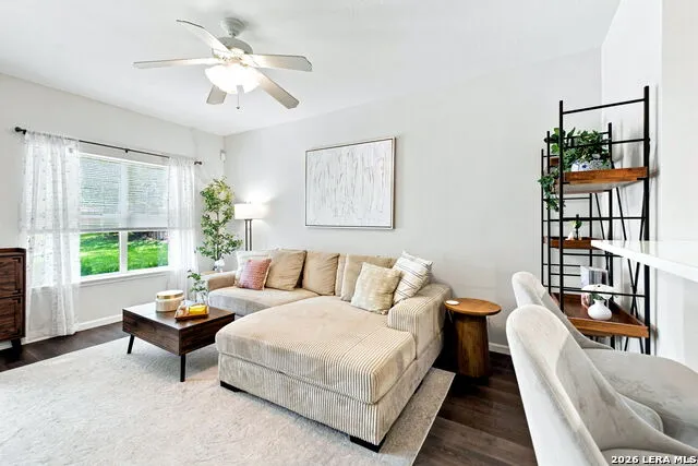 5511 Justin CV San Antonio, TX 78240