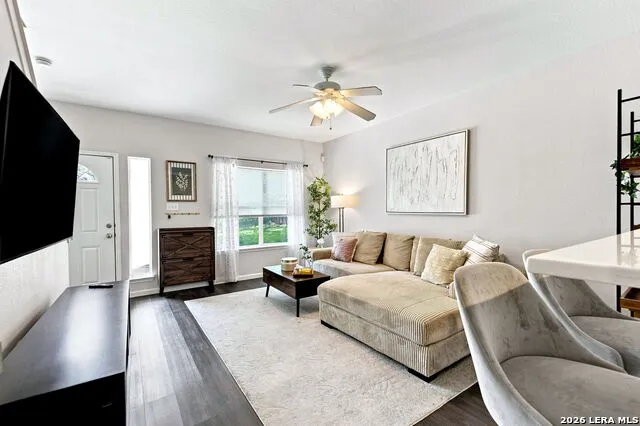 5511 Justin CV San Antonio, TX 78240