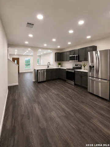 506 Blue Ribbon San Antonio, TX 78227