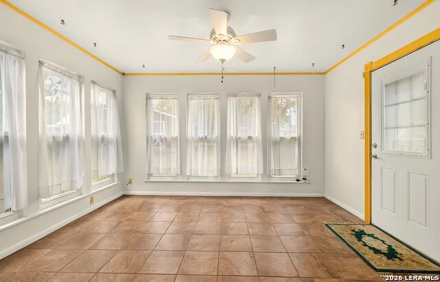 606 S Columbus Street Fredericksburg, TX 78624