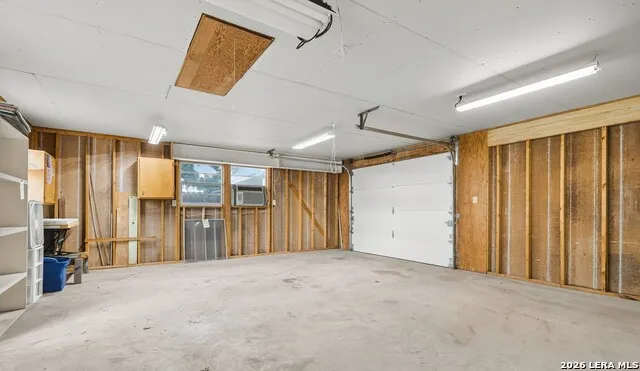 606 S Columbus Street Fredericksburg, TX 78624