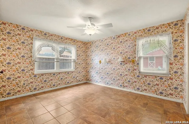 606 S Columbus Street Fredericksburg, TX 78624