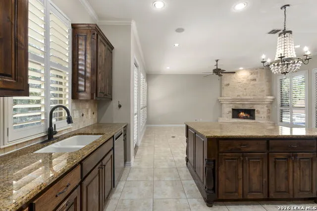 3414 IVORY CRK San Antonio, TX 78258