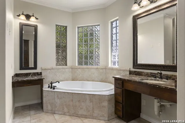 3414 IVORY CRK San Antonio, TX 78258