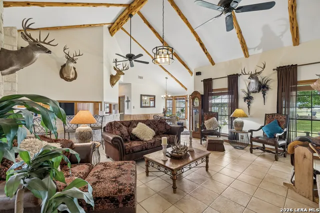 700 County Road 544 Hondo, TX 78861