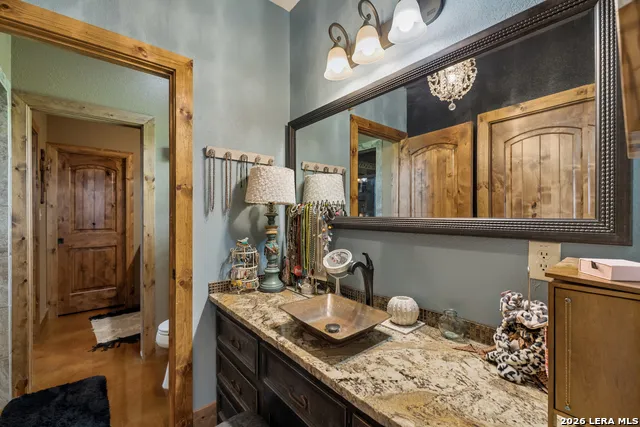 700 County Road 544 Hondo, TX 78861