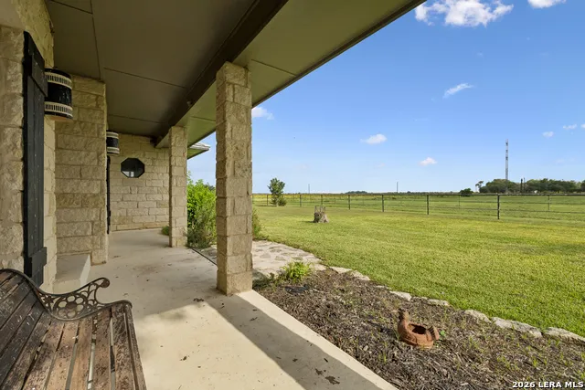 700 County Road 544 Hondo, TX 78861