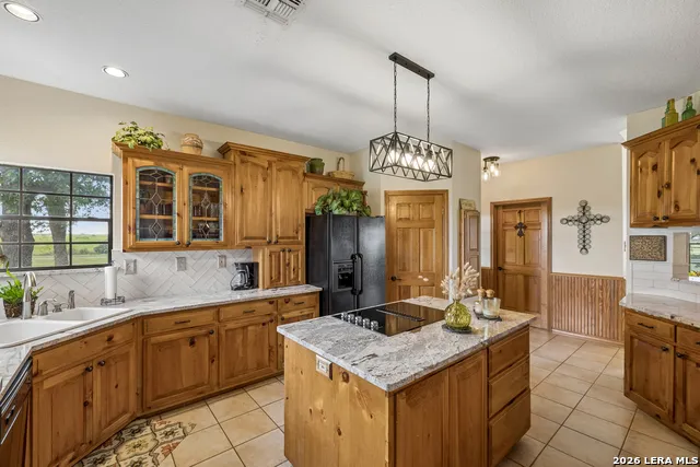 700 County Road 544 Hondo, TX 78861