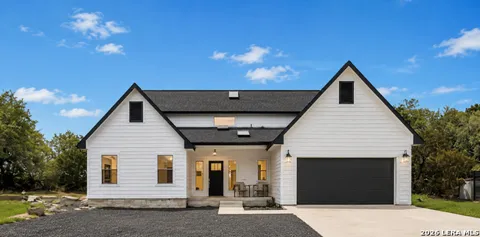 1090 Arcadia