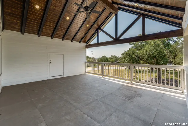 1090 Arcadia Canyon Lake, TX 78133