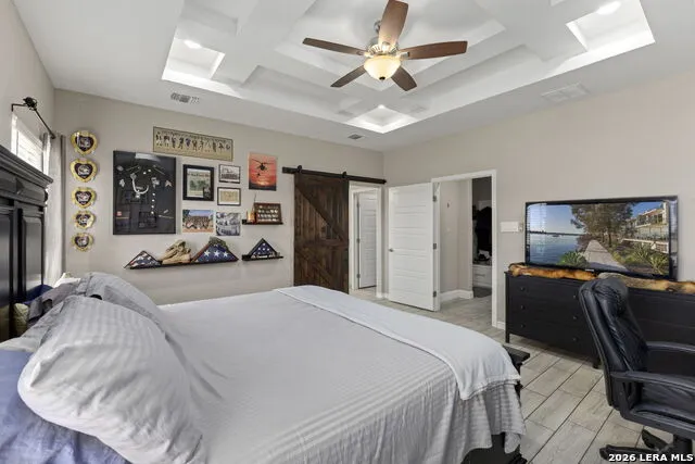 112 SUMMER MEADOW DR La Vernia, TX 78121