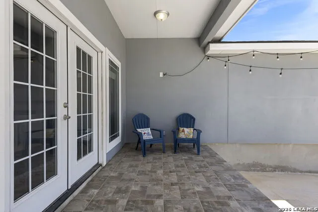 112 SUMMER MEADOW DR La Vernia, TX 78121