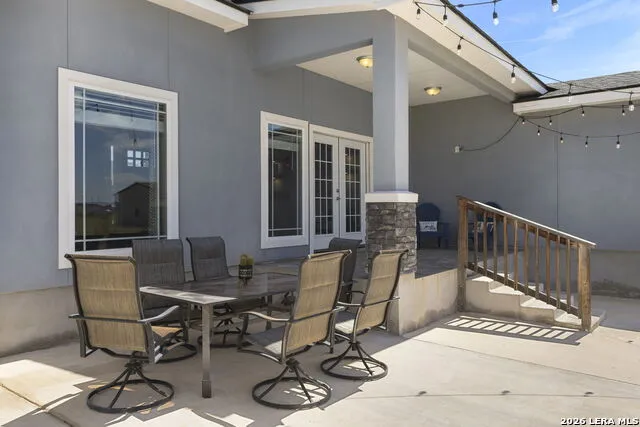 112 SUMMER MEADOW DR La Vernia, TX 78121