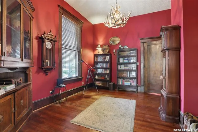 504 S MAIN ST Lockhart, TX 78644