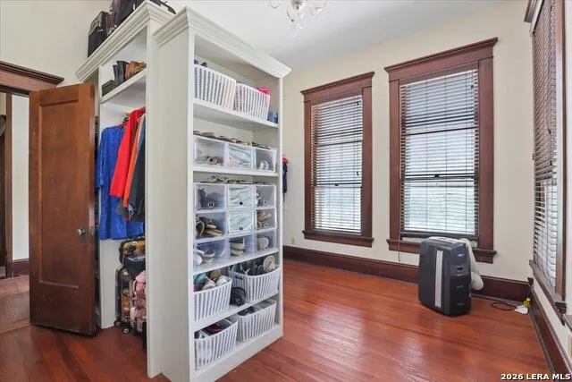 504 S MAIN ST Lockhart, TX 78644