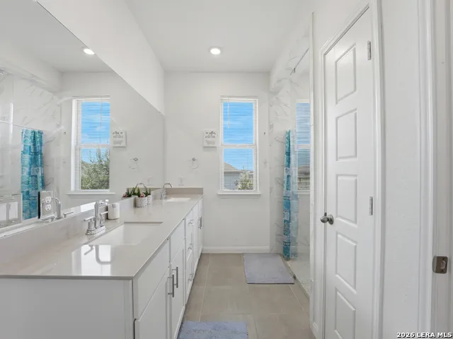 9167 DEVILS RIV Converse, TX 78109