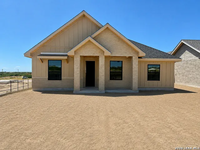 2223 Rio Sabinas Dr. Eagle Pass, TX 78852