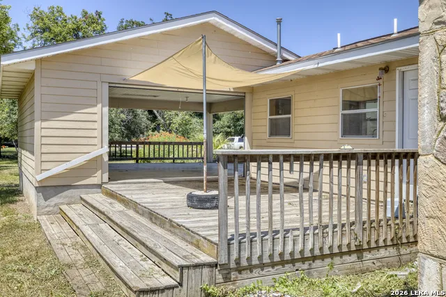 1229 Park Uvalde, TX 78801