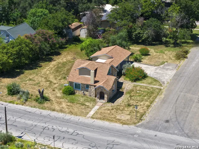 1229 Park Uvalde, TX 78801