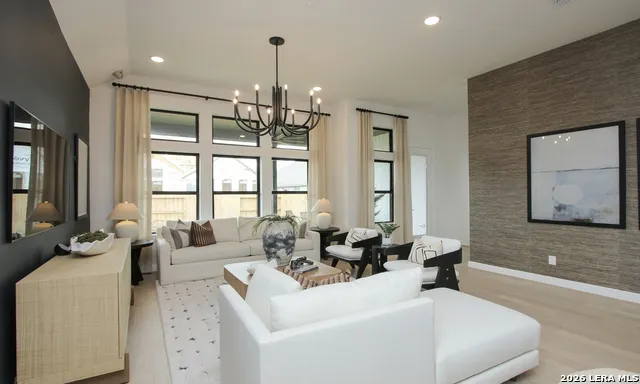 743 NAVARRO ST New Braunfels, TX 78132