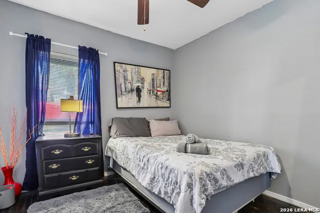 421 HOWARD ST San Antonio, TX 78212