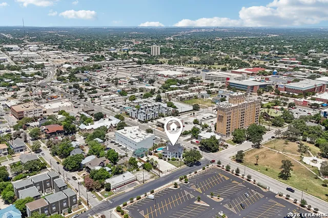 421 HOWARD ST San Antonio, TX 78212