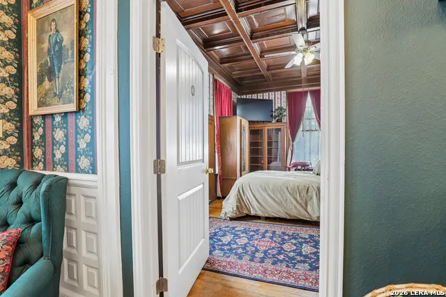 421 HOWARD ST San Antonio, TX 78212