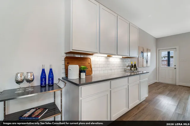 1208 IDA DR Seguin, TX 78155