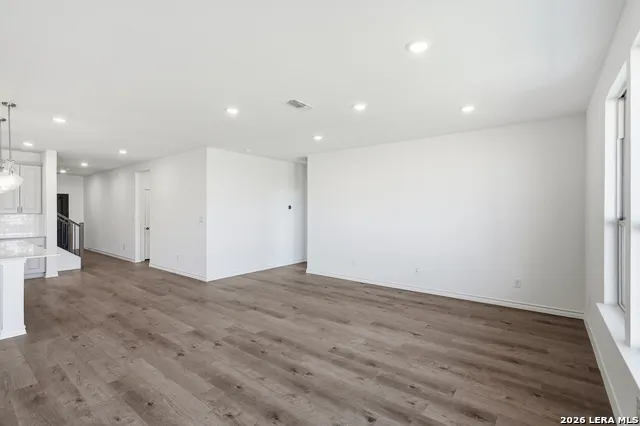 522 NIGHTINGALE AVENUE Marion, TX 78124