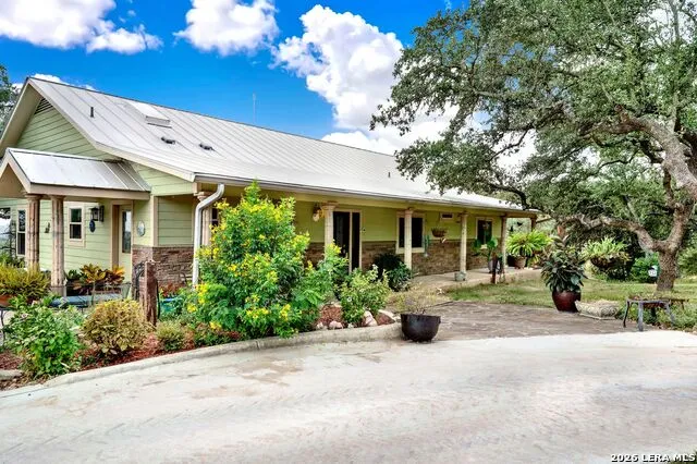 205 County Road 3501 Mico, TX 78056