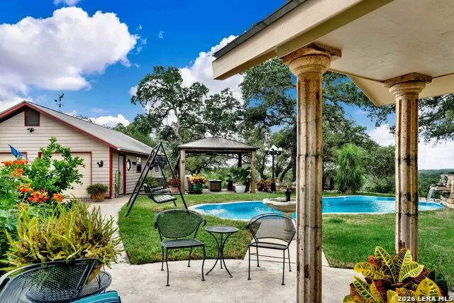 205 County Road 3501 Mico, TX 78056