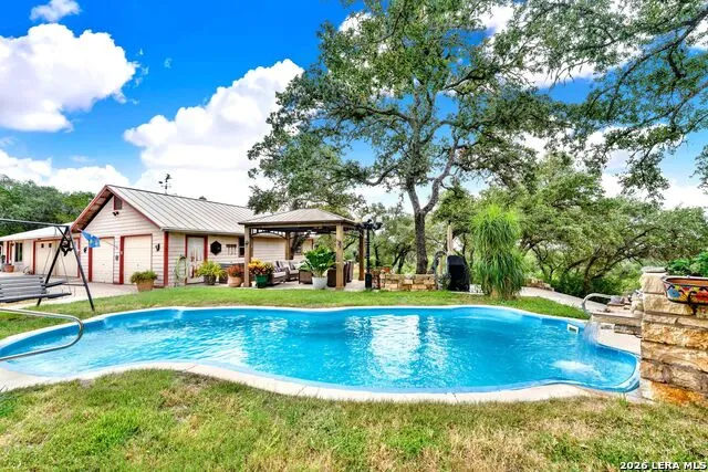 205 County Road 3501 Mico, TX 78056